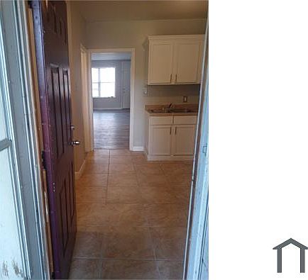2nd image of 3051 Fair Ave