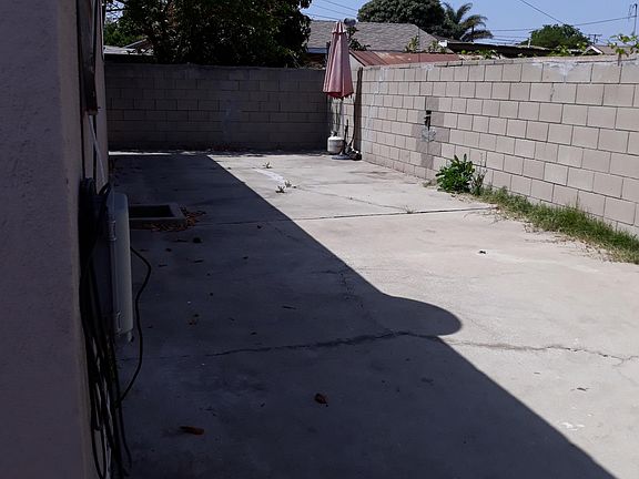4th image of 4433 Triggs St