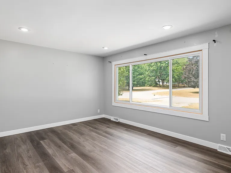 3400 Las Vegas Dr NE — Photo 8