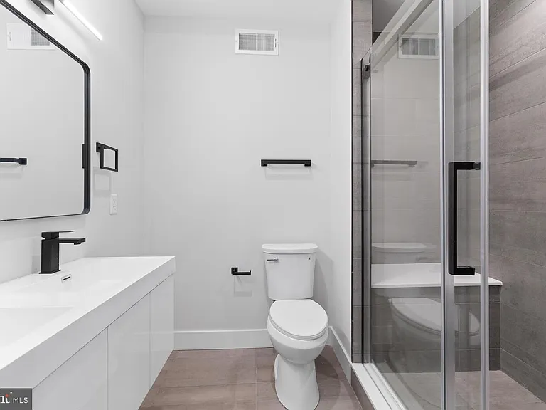 713 S 58th St — Photo 13