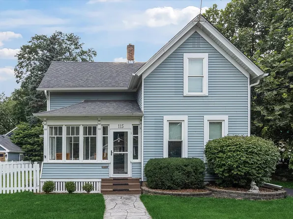 115 N Jackson St, Batavia, IL 60510