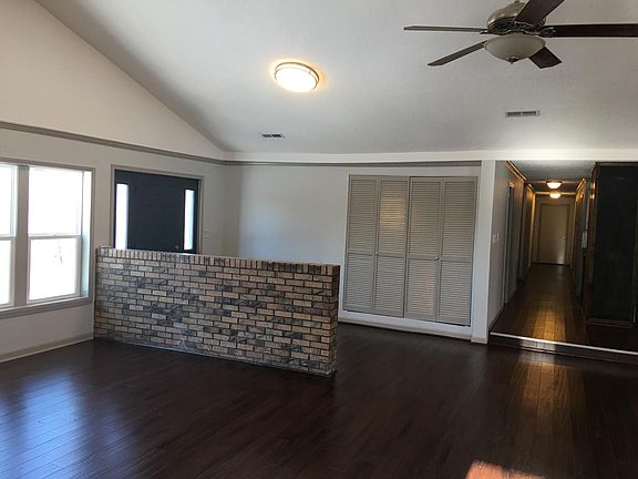 4th image of 544 County Road 4763