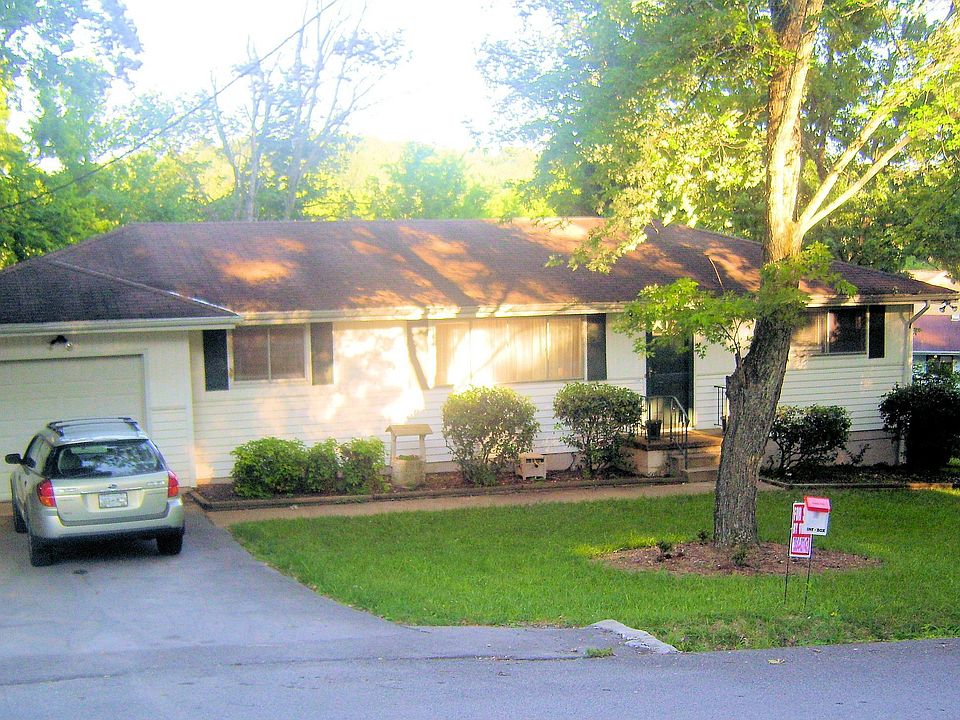 1st image of 3404 Berkley Dr