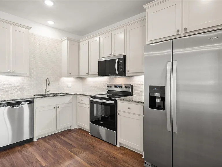508 E Kimball St #2 — Photo 8