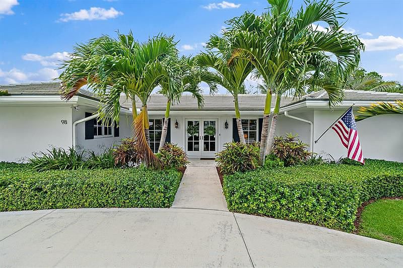 1st image of 98 Golfview Dr