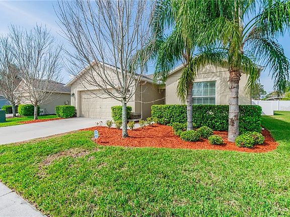 3rd image of 18345 Briar Oaks Dr