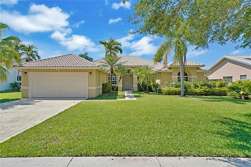 1st image of 10090 NW 13th St