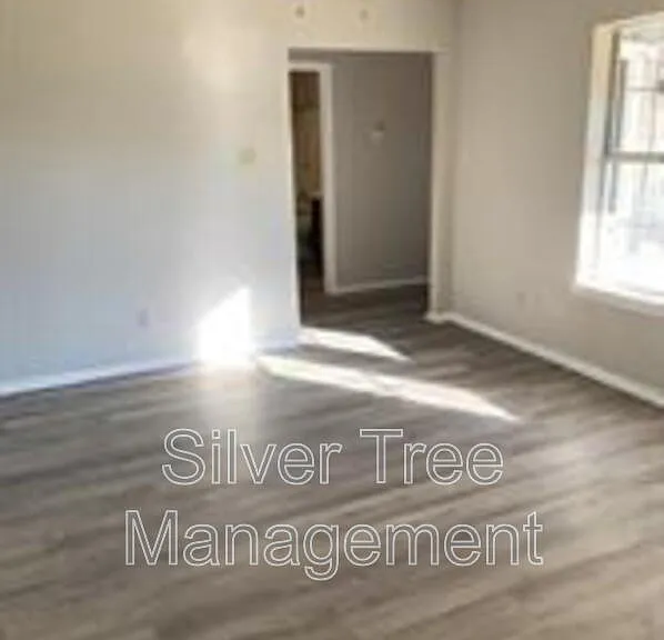 300 Private Road 4382 — Photo 4
