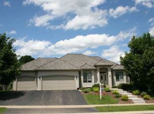 10389 Franlo Rd, Eden Prairie, MN 55347