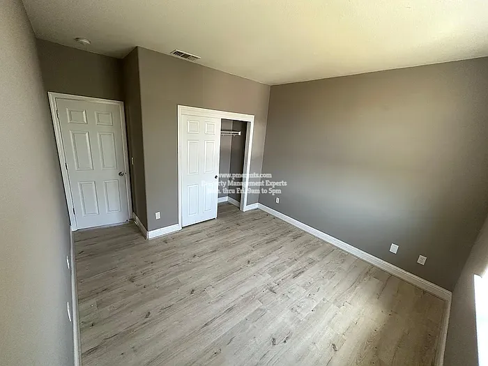 10942 Sea Hawk Ct — Photo 3