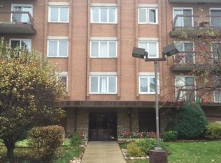 8101 W Courte Dr APT 508, Niles, IL 60714
