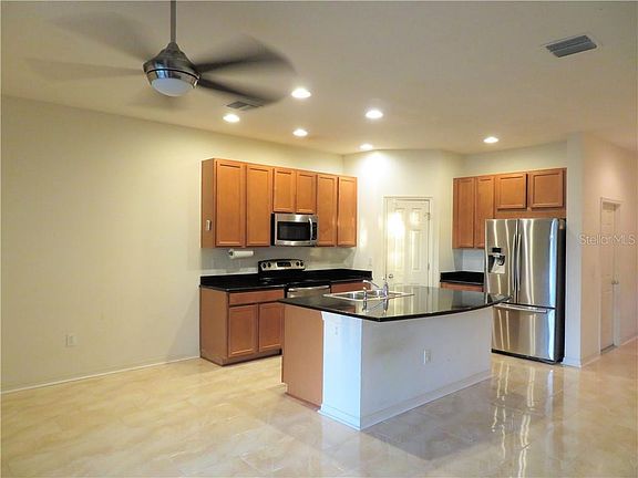 5th image of 6810 Holly Heath Dr #6810