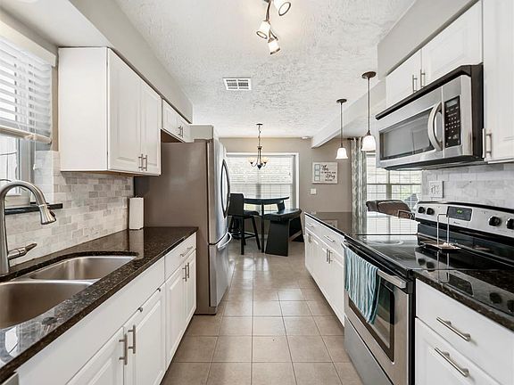 2nd image of 16903 Bougainvilla Ln