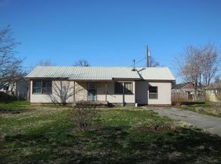 915 Perkins St, Milton Freewater, OR 97862