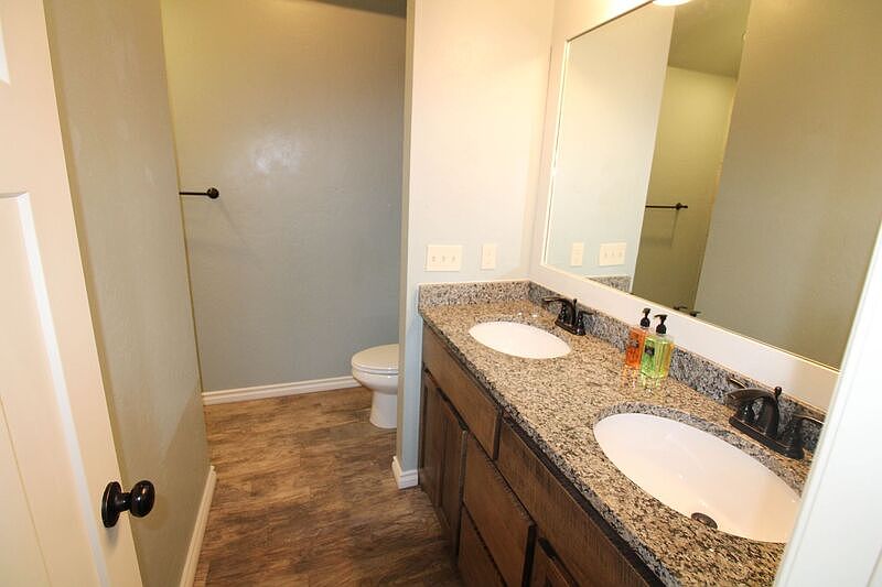 1st image of 14801 Brent Cir
