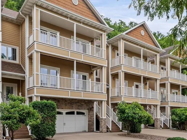 1312 Sunset COURT, La Crosse, WI 54601