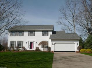7250 Sandtree Ln, Mentor, OH 44060