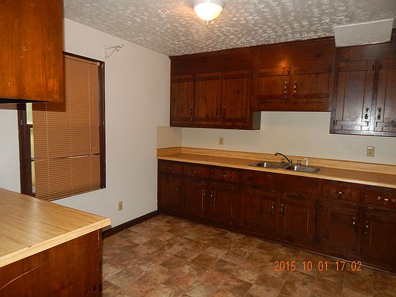 4th image of 3109 Sussex Dr