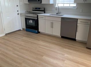 202 Hall St APT B, Elgin, TX 78621