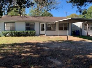 306 Lawrence St, Tomball, TX 77375