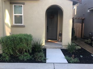 1430 S Silverstein Pl, Mountain House, CA 95391
