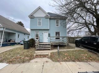 1025 E Calvert St, South Bend, IN 46613