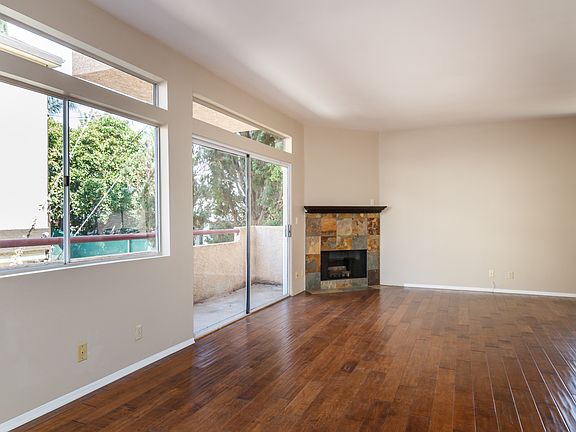 4th image of 5401 Simpson Ave APT 10