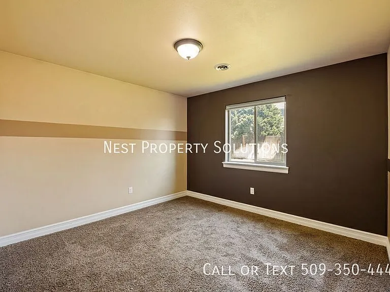 547 S Bayside St — Photo 21