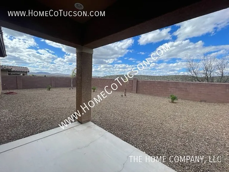 38628 S Running Roses Ln — Photo 23