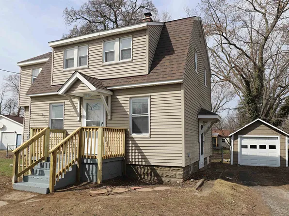 245 N Saginaw St, Montrose, MI 48457