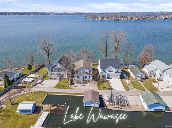 11523 N Crowdale Dr, Syracuse, IN 46567