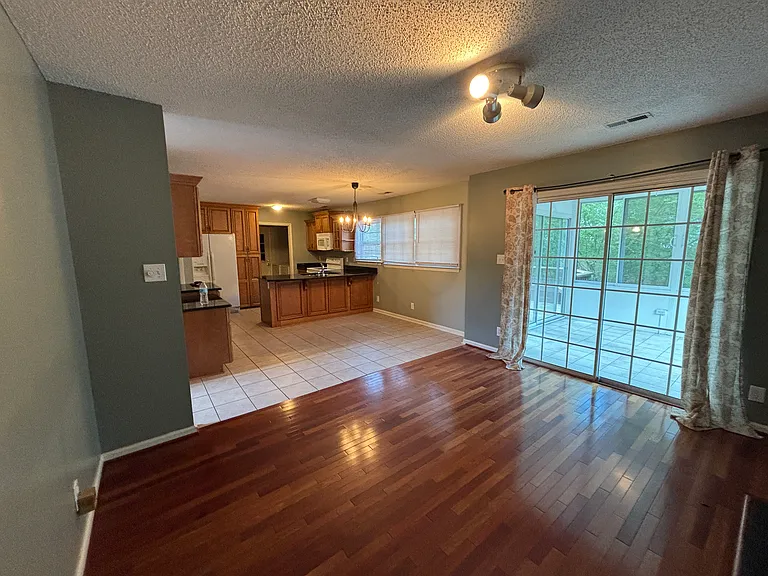 12 Bridgeport Dr — Photo 14