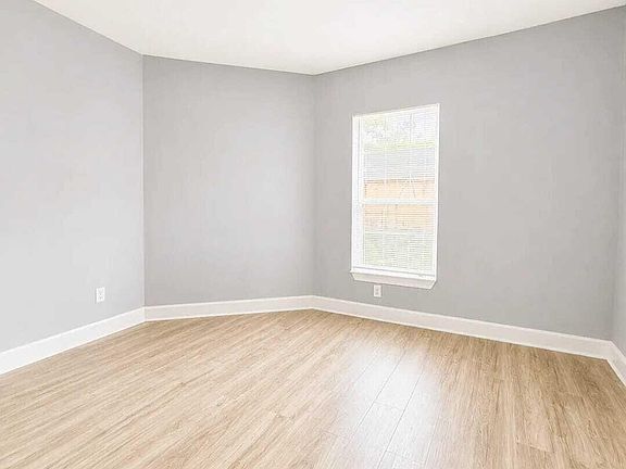 5th image of 3134 Fitzgerald St