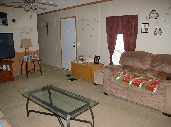 5th image of 2001 Live Oak Ln
