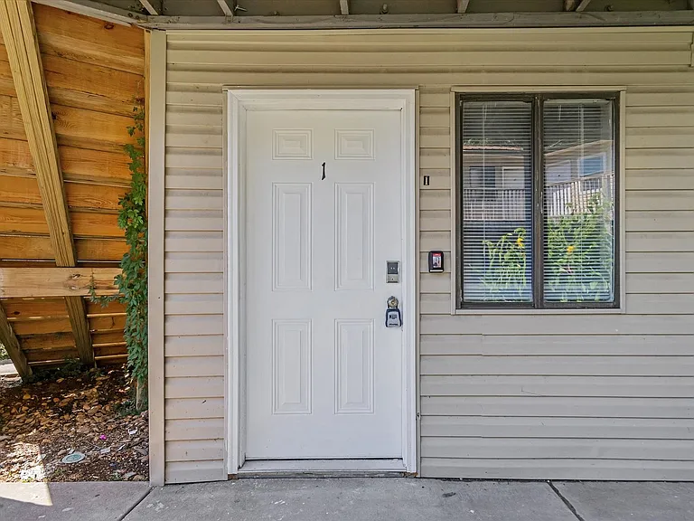 3801 Triana Blvd SW — Photo 3