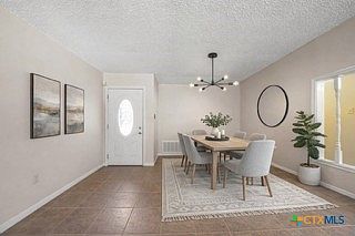 3rd image of 1369 Lakeview Dr