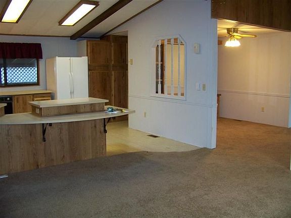 Family room/breakfast Bar