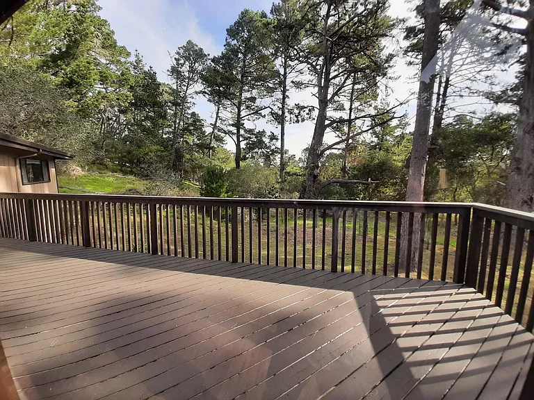 4059 Crest Rd — Photo 4
