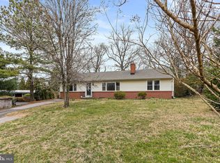 8807 Oakleigh Rd, Parkville, MD 21234