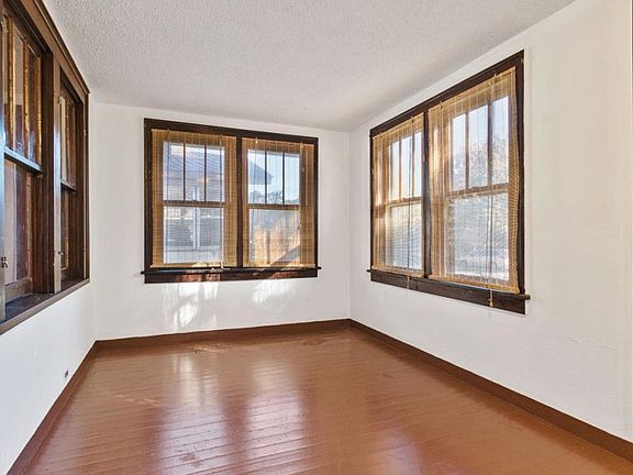 4th image of 3831 Aldrich Ave N