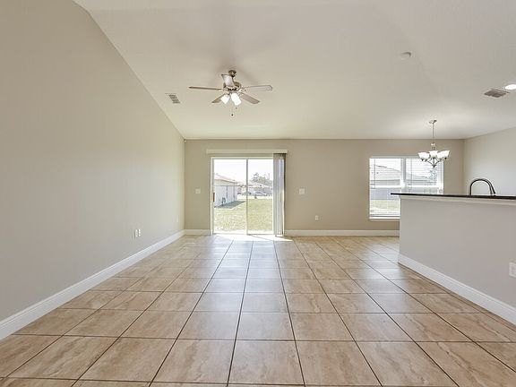 3rd image of 42 Magnolia Blossom Ln
