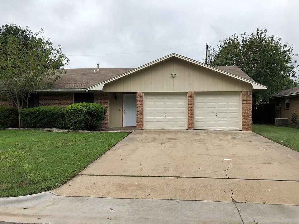 1st image of 405 Kingfisher Ln