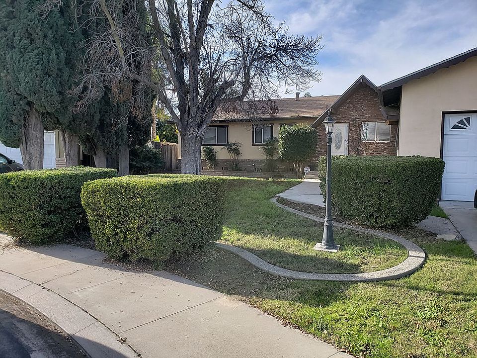 1st image of 4701 Rollingwood Dr