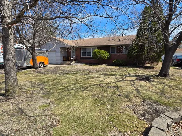 7018 France Ave N, Brooklyn Center, MN 55429