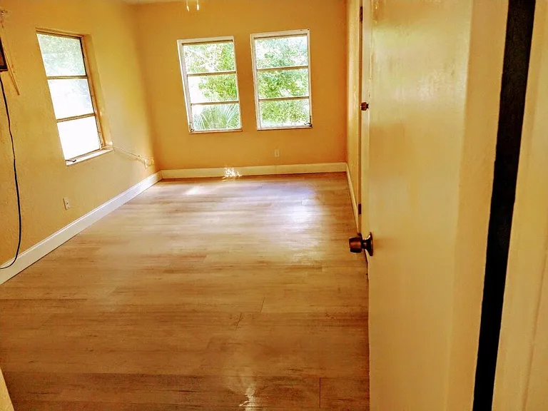 643 S Fernleaf Ave #2 — Photo 4