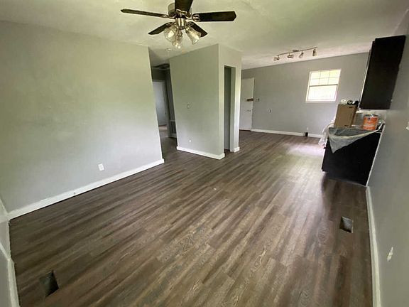 3rd image of 1732 Massachusetts Ave