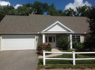 11 Lodge Ln #11, Wilbraham, MA 01095