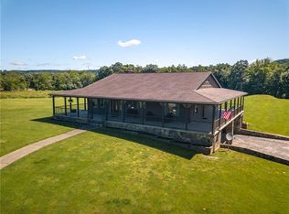 410 Cowpath Rd, Aliquippa, PA 15001