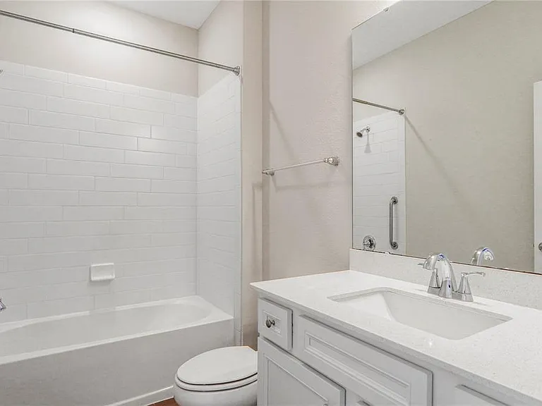 14025 Kauai Dr — Photo 20