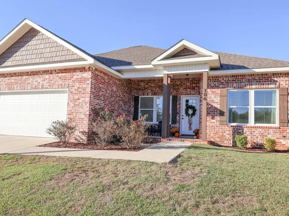 106 Kelsey Ln, Troy, AL 36079